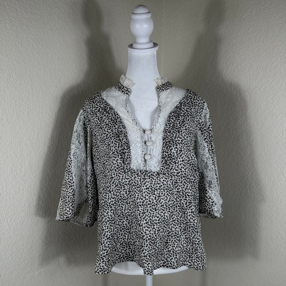 Anthropologie Tops - Anthropologie Blouse Women Small Gray Floral Lace Trim Boho Cottagecore Top‎